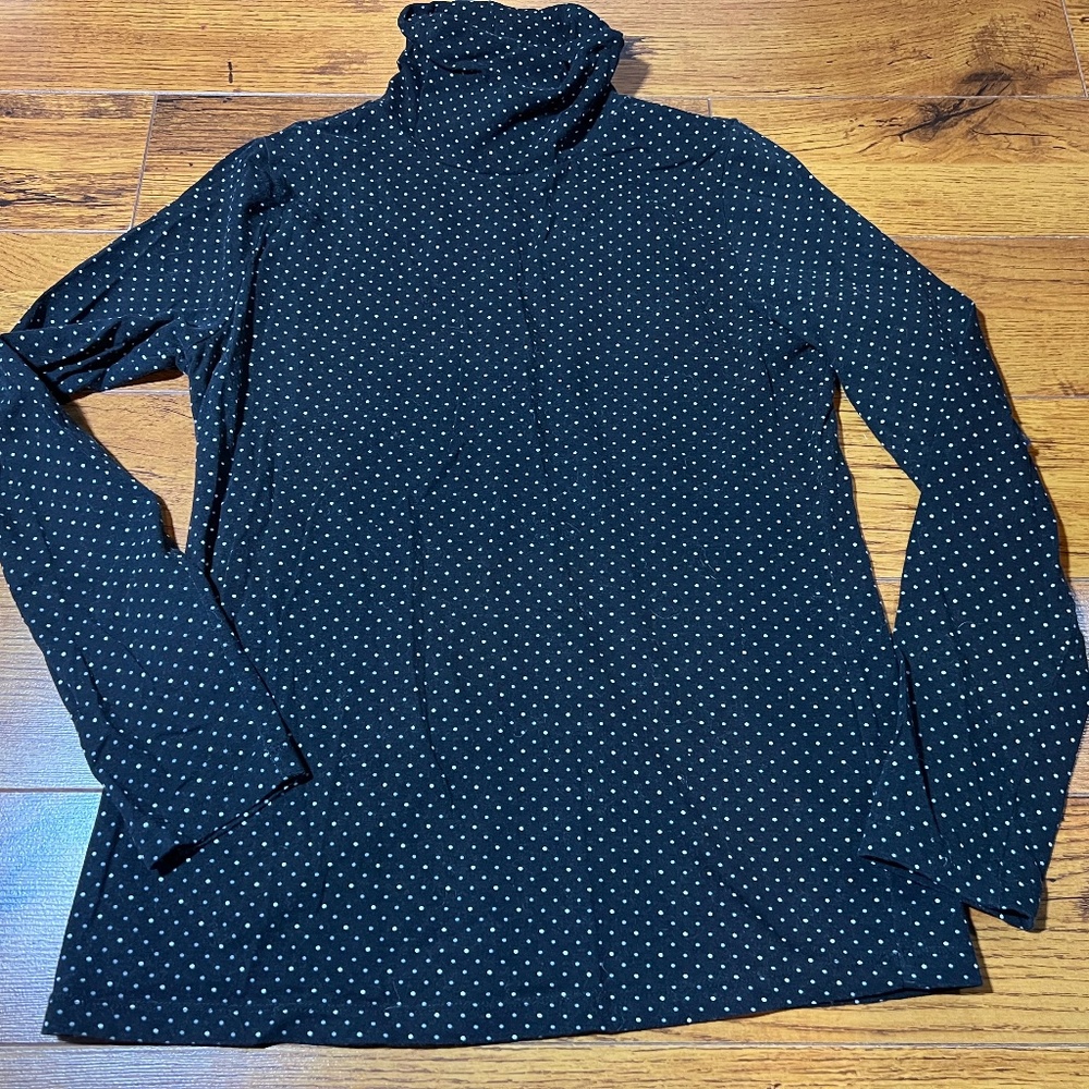 Jessica - Black with white Polka Dots Turtleneck - Size M (10-12)